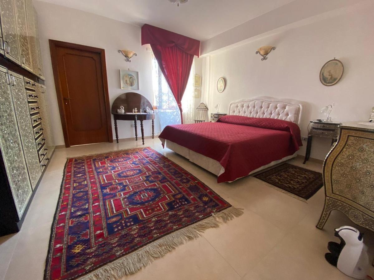 B&B Larazzo เลชเช ภายนอก รูปภาพ